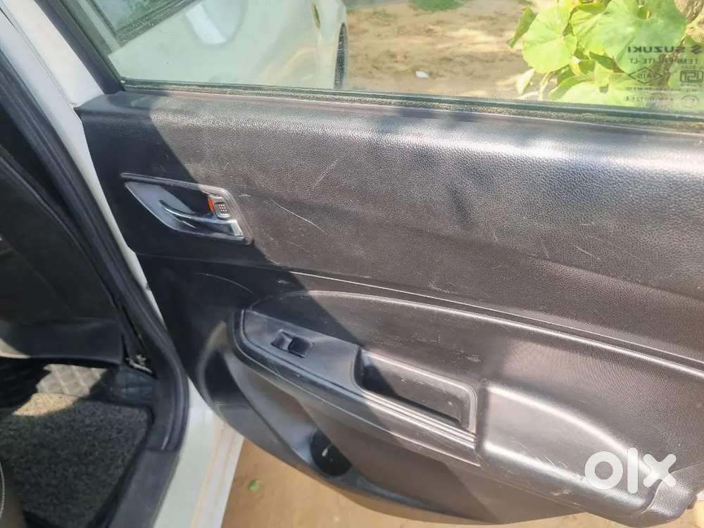 Swift Maruti Suzuki 2021