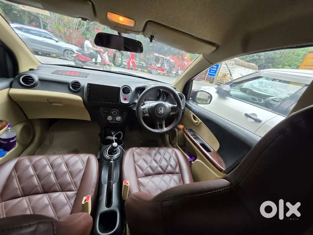 Honda Mobilio 1.5 V 2015