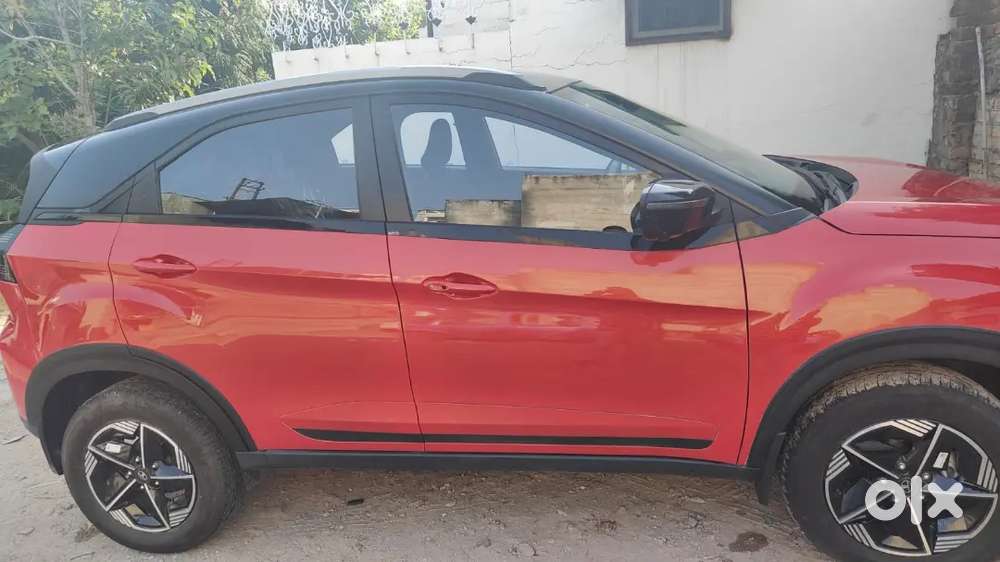 Tata Nexon 2024 Petrol 9999 Km Driven