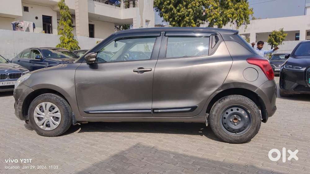 Maruti Suzuki Swift, 2022, Petrol