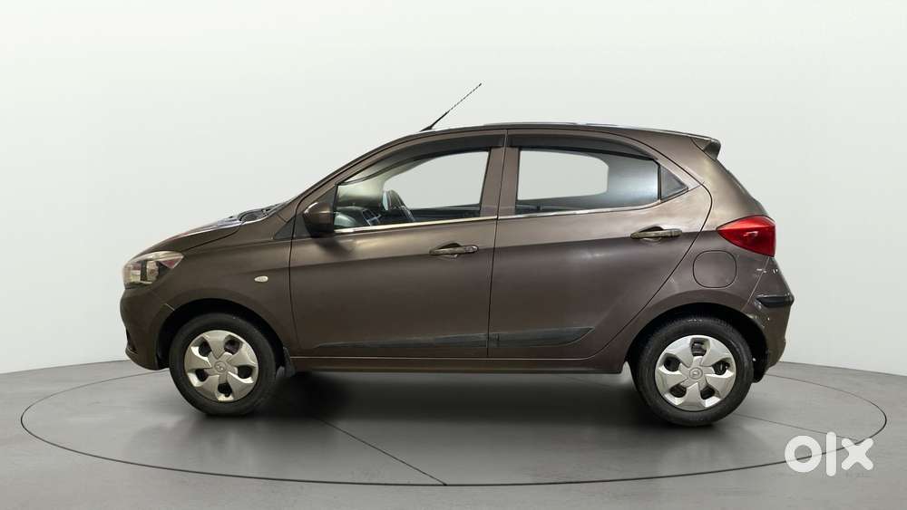 Tata Tiago 1.2 Revotron Xt, 2017, Petrol