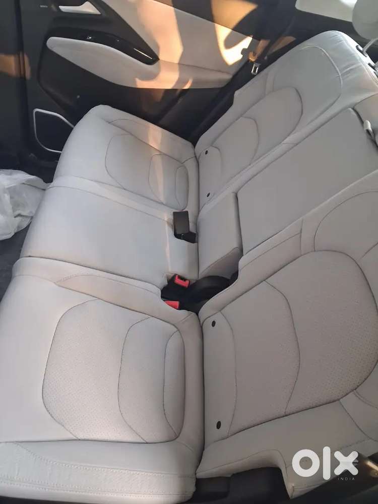 Mg Hector Sharp Pro 2026