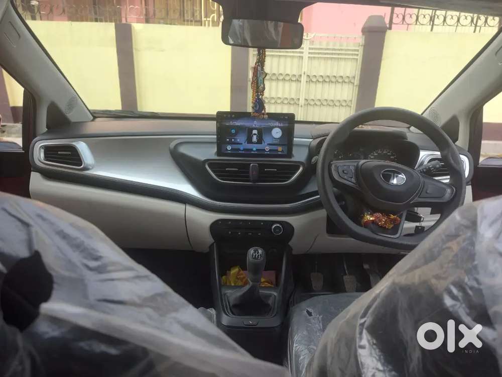 Tata Altroz 2024 Petrol 4350 Km Driven, Brand New Condition.