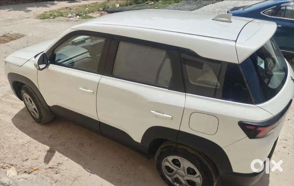 Maruti Suzuki Brezza Cng & Hybrids Well Maintained