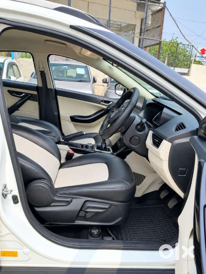 Tata Nexon 1.2 Revotron Xz Plus, 2021, Petrol