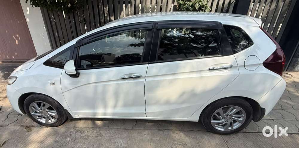 Honda Jazz V Automatic, 2018, Petrol