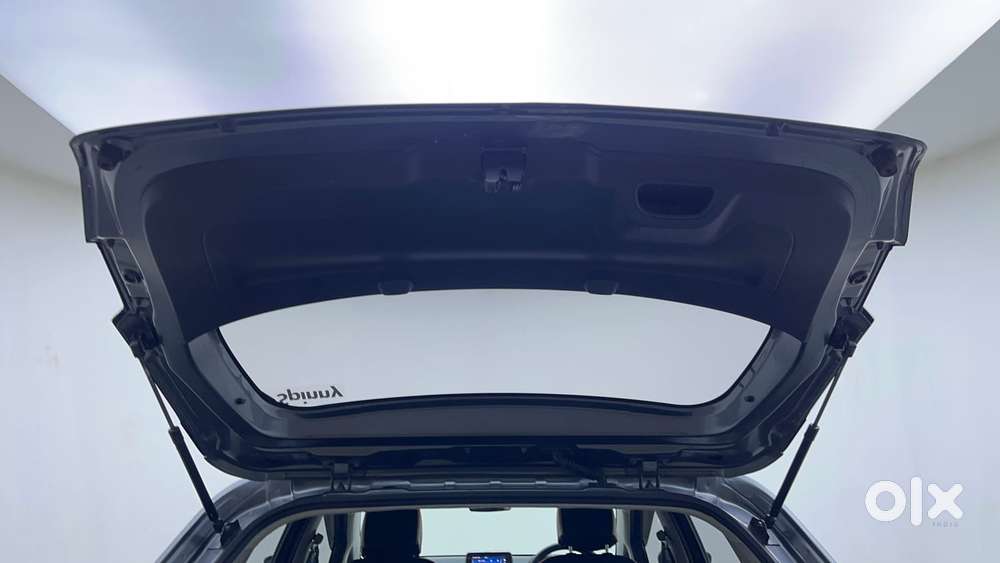 Tata Altroz 1.2 Xm Plus, 2022, Petrol