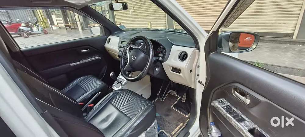 Sparingly Used Maruti Suzuki Wagon R Vxi 2019 Automatic