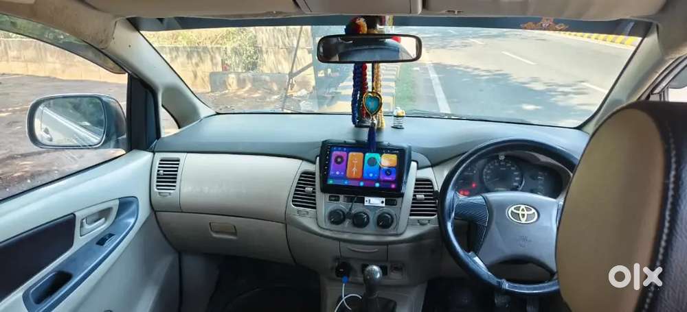 Toyota Innova 2014