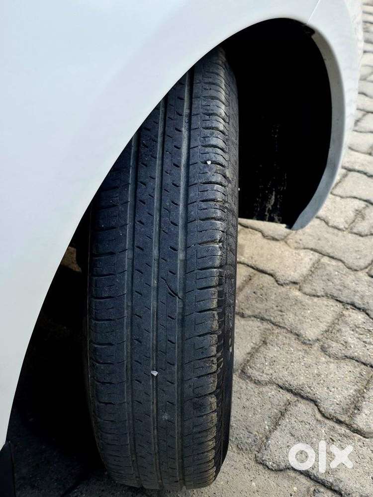 Maruti Suzuki Dzire 1.2 Vxi Cng, 2017, Cng & Hybrids
