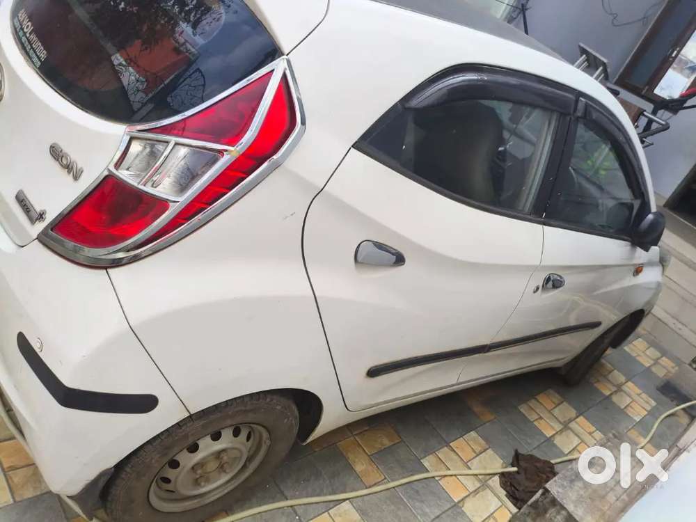 Hyundai Eon 2016 Petrol Well Maintained