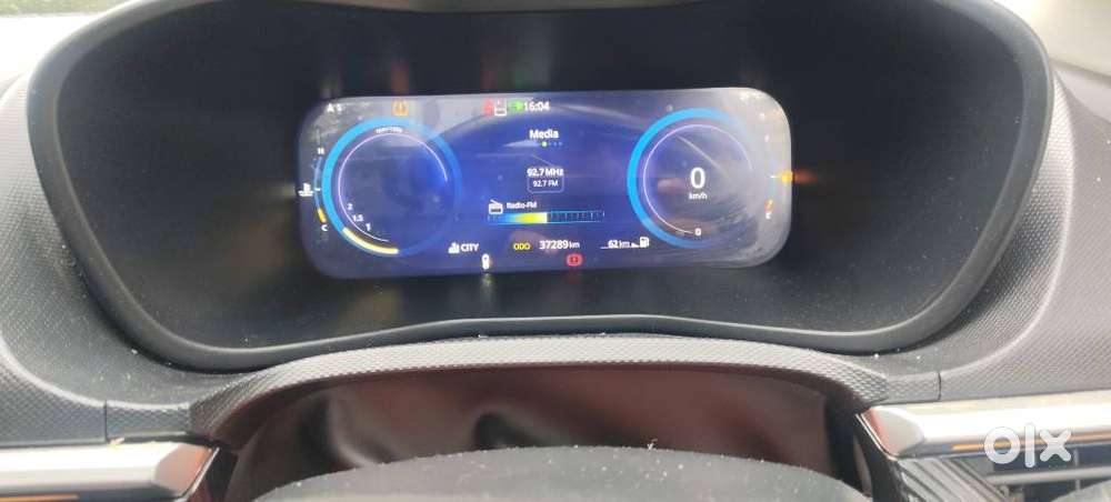 Tata Curvv Creative 1.2 Revotron Petrol 6mt, 2025, Petrol