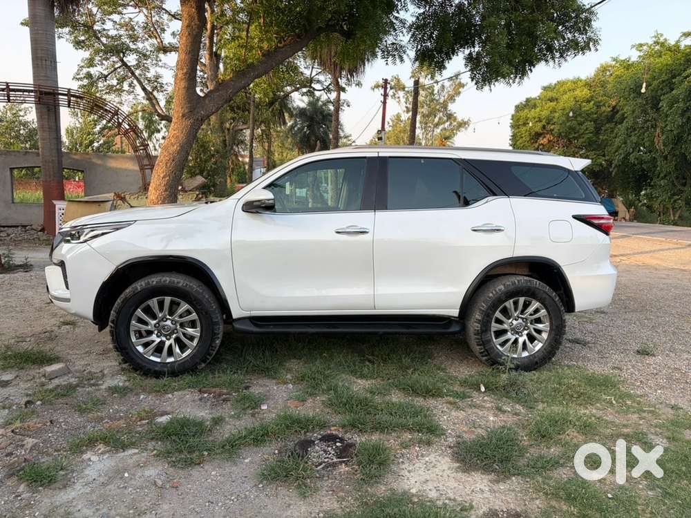 Toyota Fortuner Sigma 2023 Diesel Automatic
