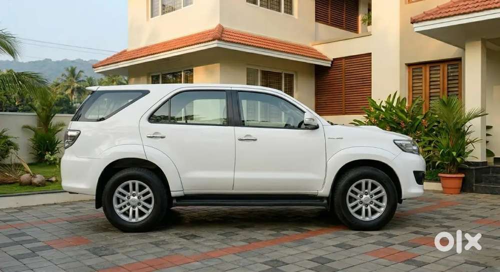 Fortuner 2014 4x2  Clean Vehicle  Premium Suv Deal