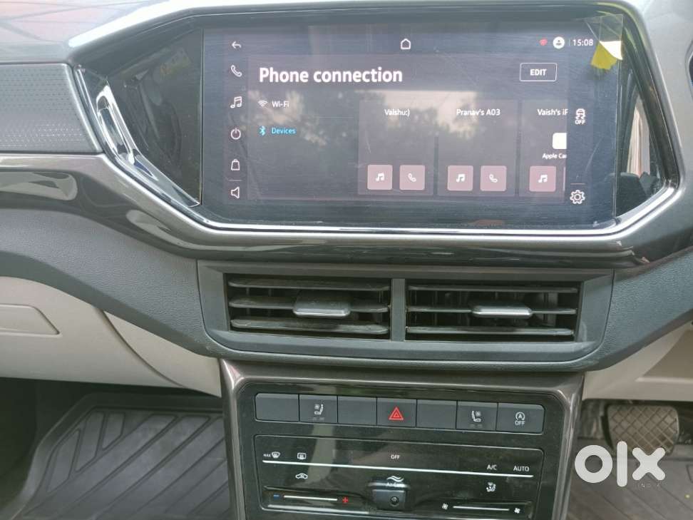 Volkswagen Taigun 1.0 Tsi Highline At, 2022, Petrol