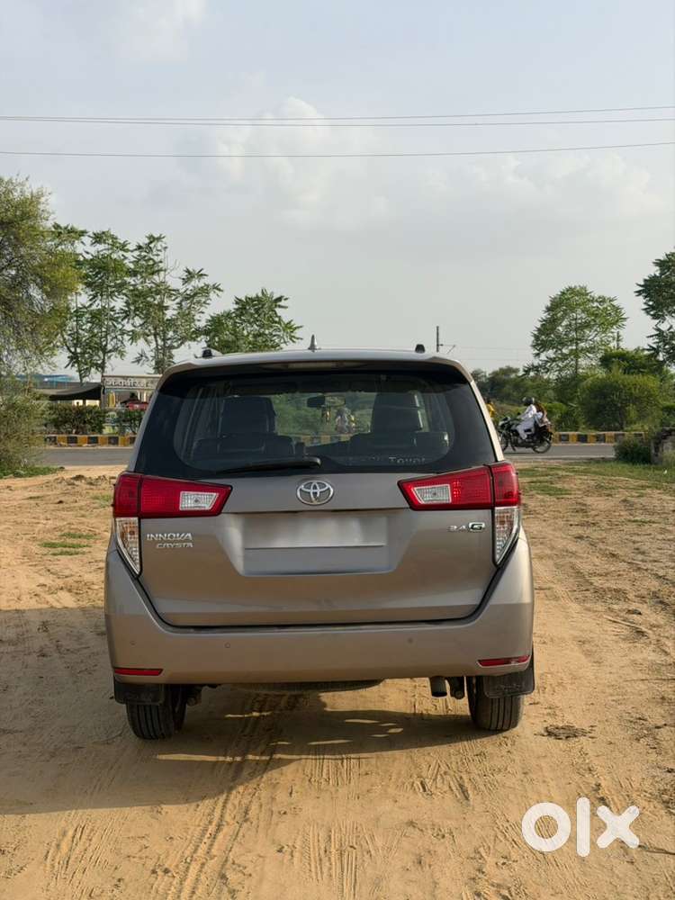 Toyota Innova Crysta 2019