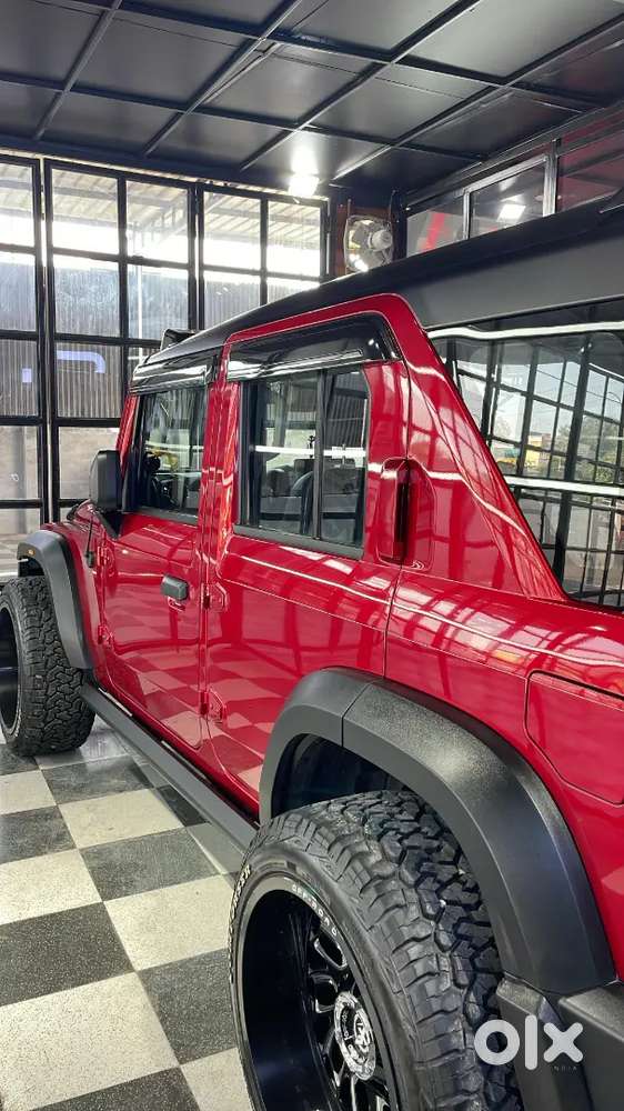 Mahindra Thar Roxx 2025