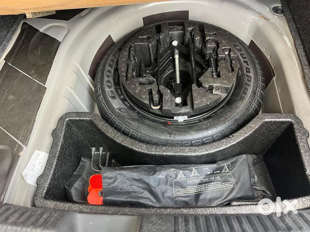 Volkswagen Vento 1.2 Tsi Highline At, 2016, Petrol