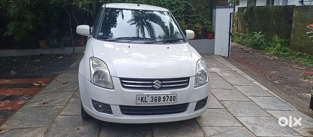 Maruti Suzuki Swift Dzire 2012 Petrol