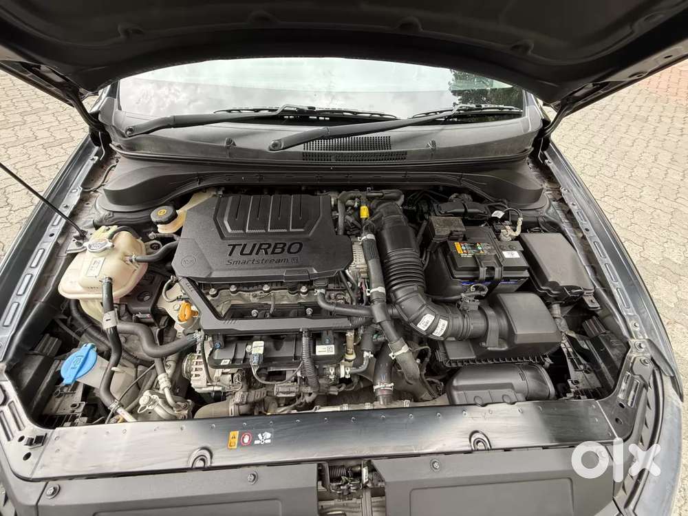 Hyundai Verna 1.5 Sx Turbo Petrol Mt, 2023, Petrol