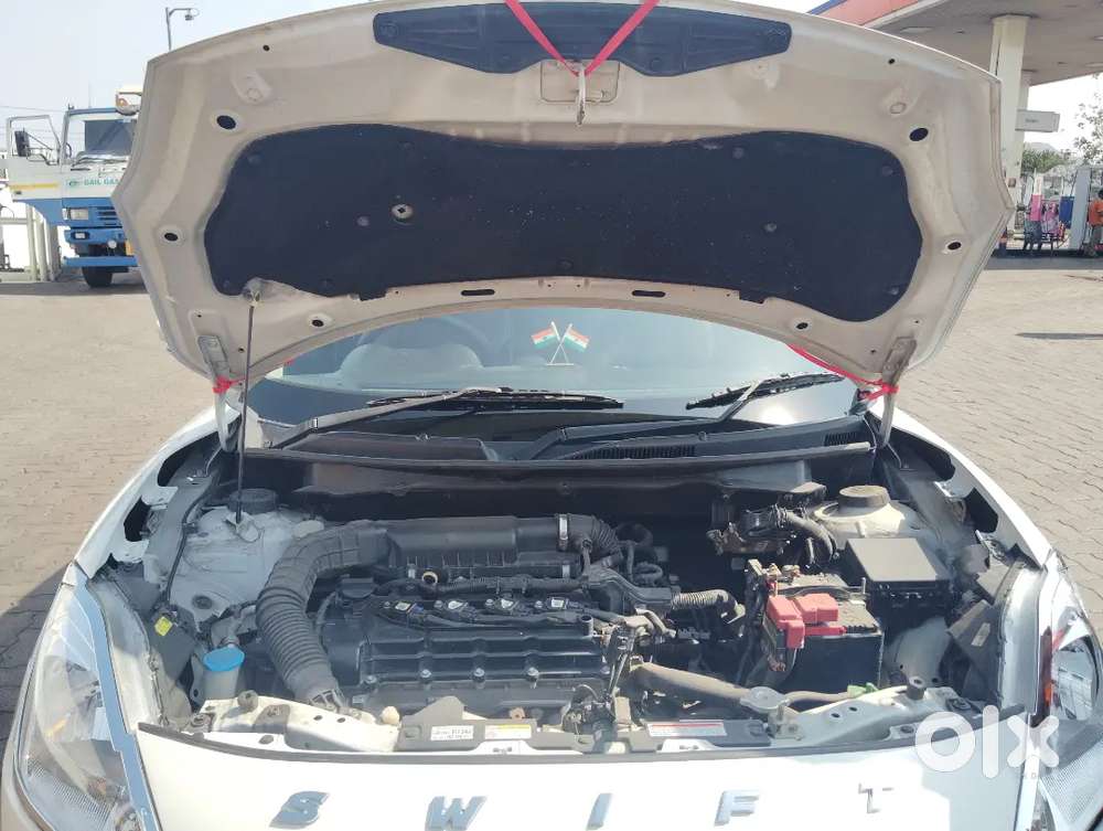 Maruti Suzuki Swift 2021 Petrol 32000 Km Driven