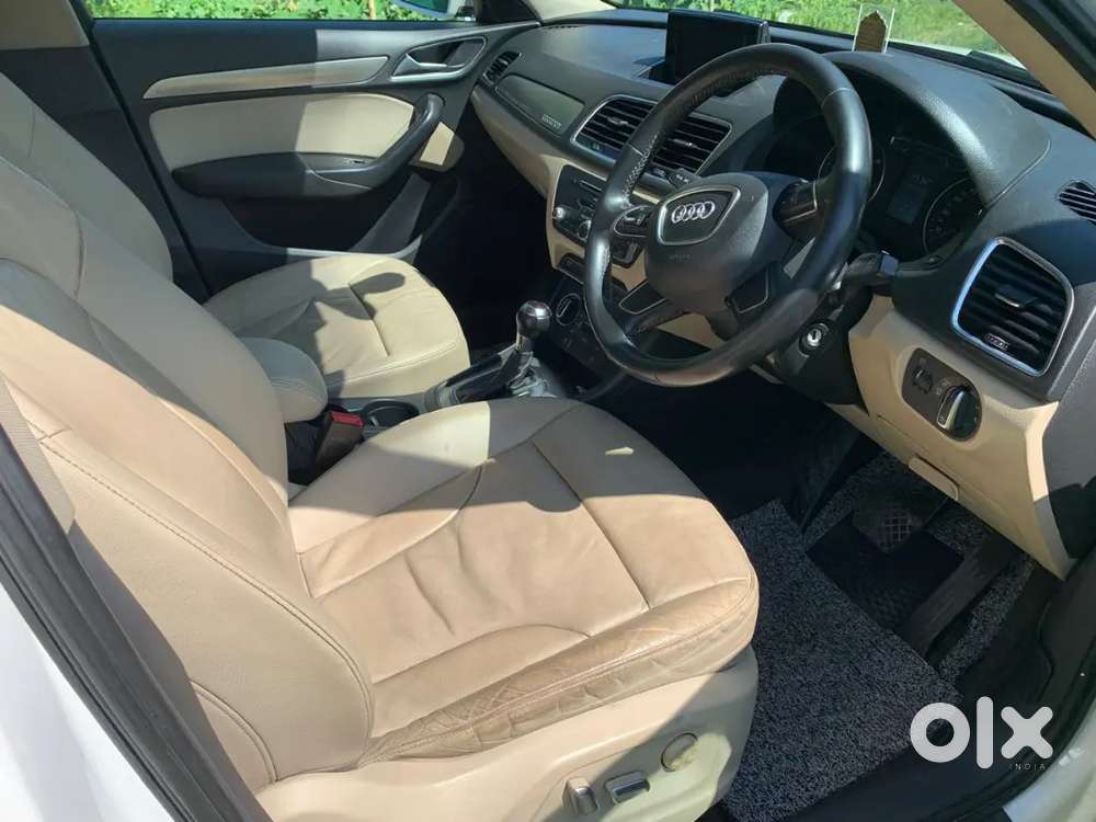 Audi Q3 Premium Plus.