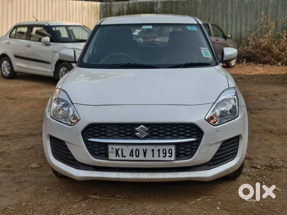 Maruti Suzuki Swift Vxi + Manual, 2023, Petrol