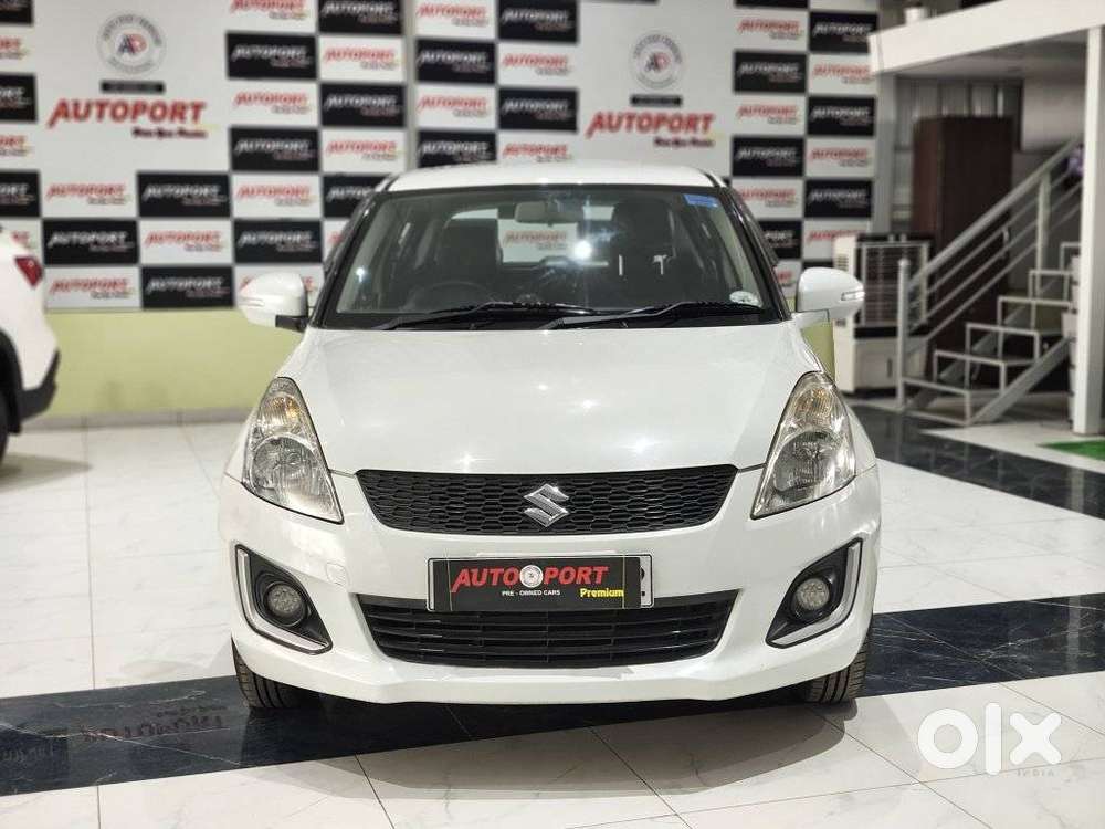 Maruti Suzuki Swift Vxi Abs Bsiv, 2017, Petrol