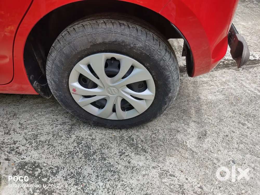 New Maruti Suzuki Swift (automatic) 2023...1156 Km Driven