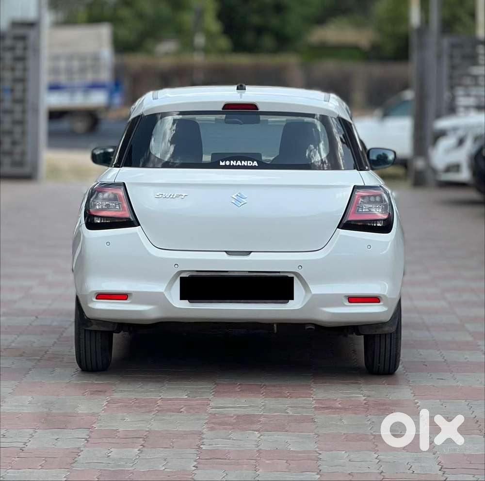 Maruti Suzuki Swift Vxi Optional, 2025, Petrol