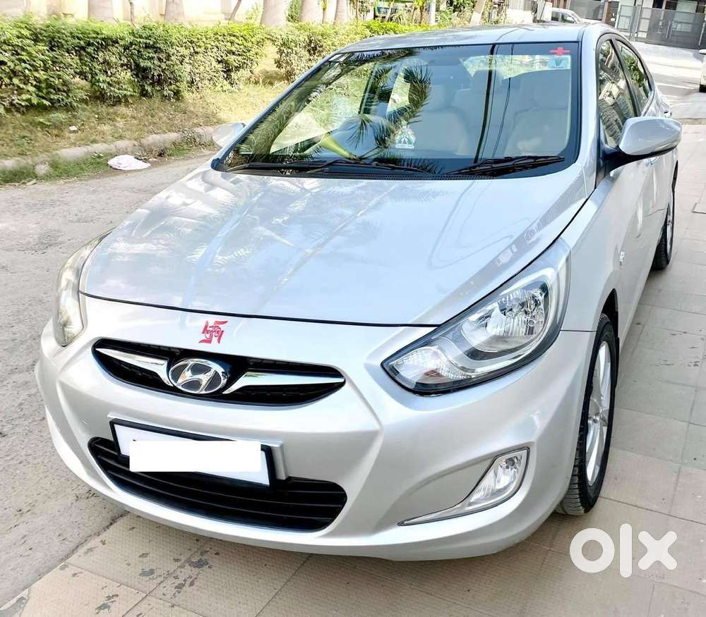 Hyundai Fluidic Verna 1.6 Vtvt Sx, 2011, Petrol