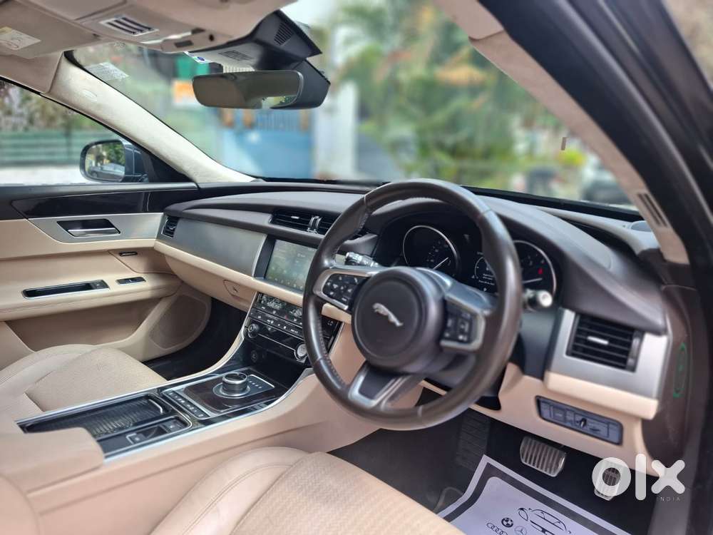 Jaguar Xf 2.0 Petrol Prestige, 2020, Petrol