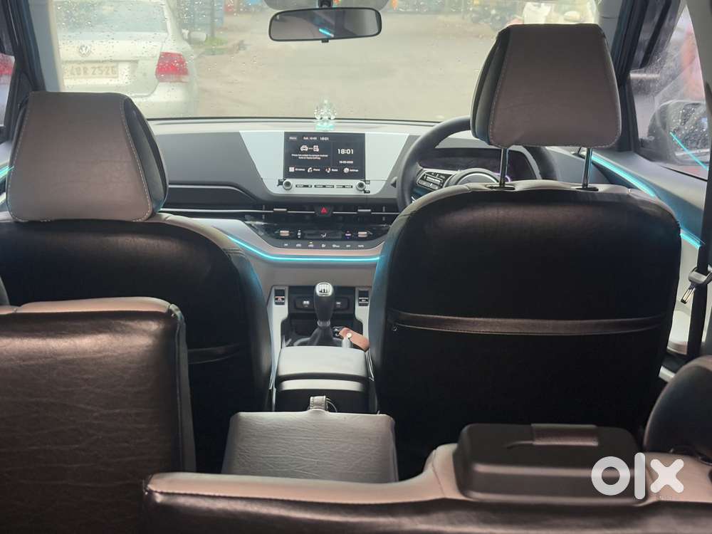 Kia Carens 1.4 Prestige Plus Turbo 7 Str, 2024, Petrol