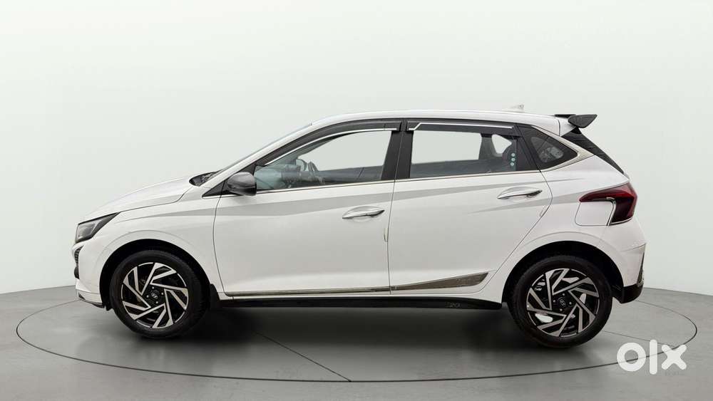 Hyundai New I20 1.2 Asta (o) Ivt, 2025, Petrol