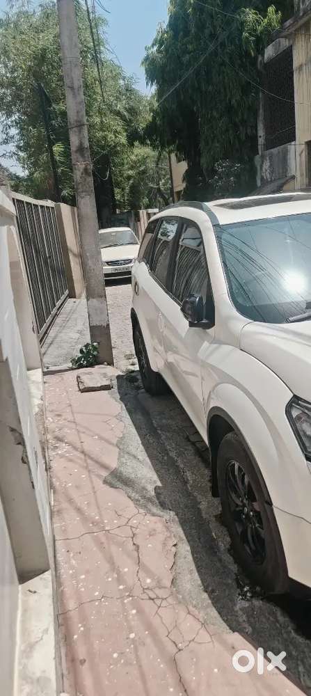 Mahindra Xuv500 2.2 W10 2015