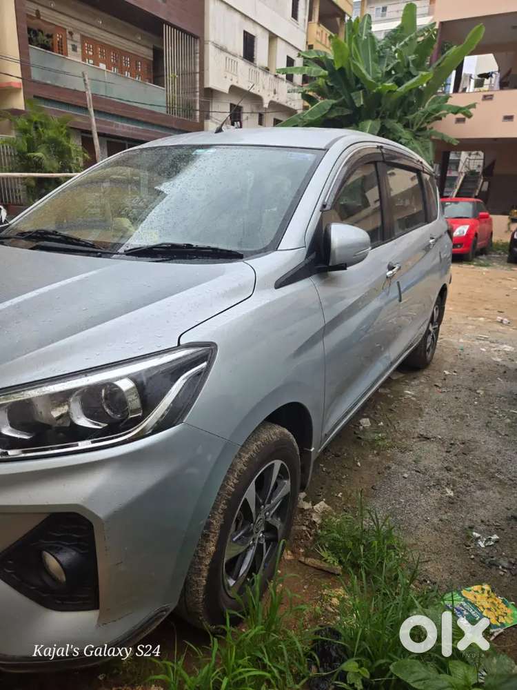 Toyota Rumion 2025 Petrol Well Maintained