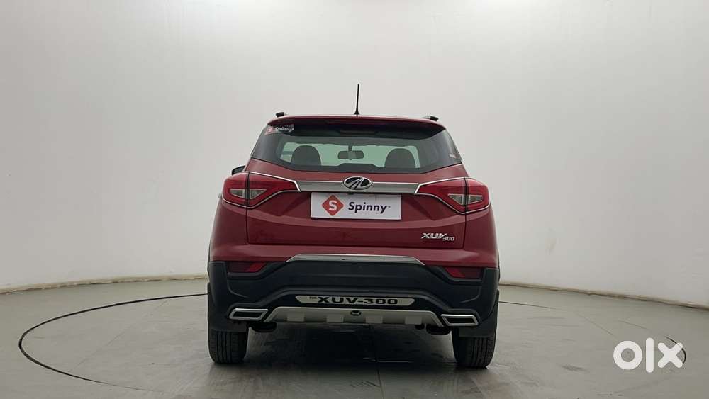Mahindra Xuv300 W6, 2022, Petrol