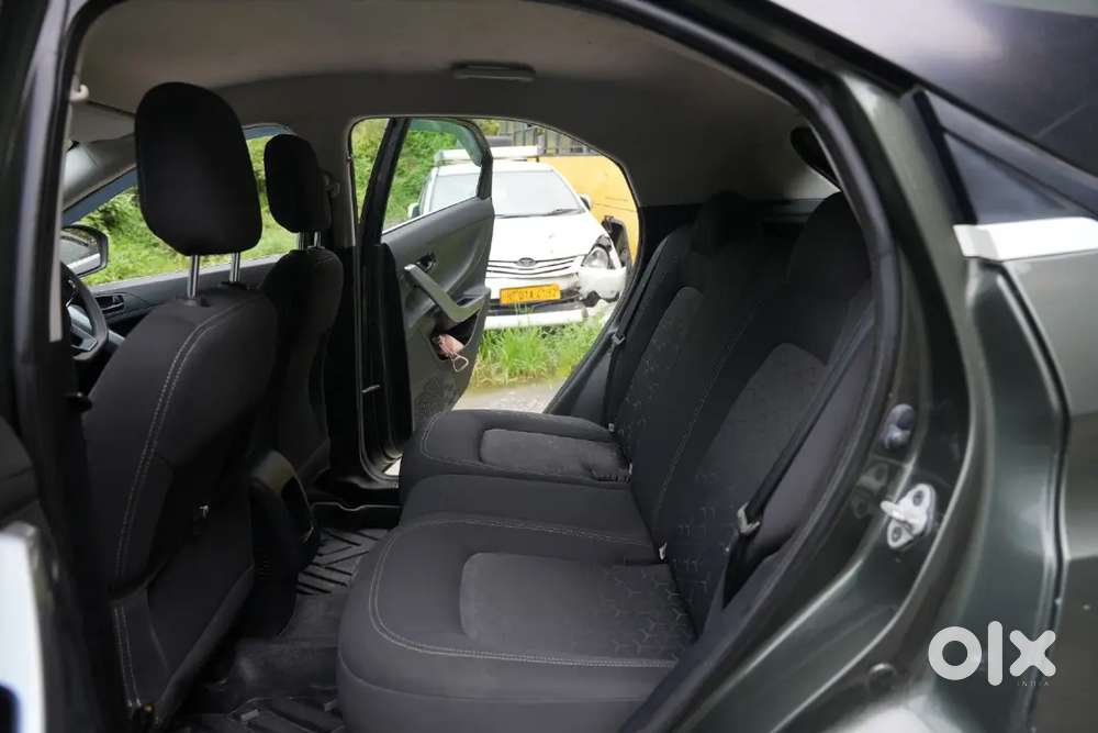 Tata Nexon 2020 Petrol Manual 86000 Km