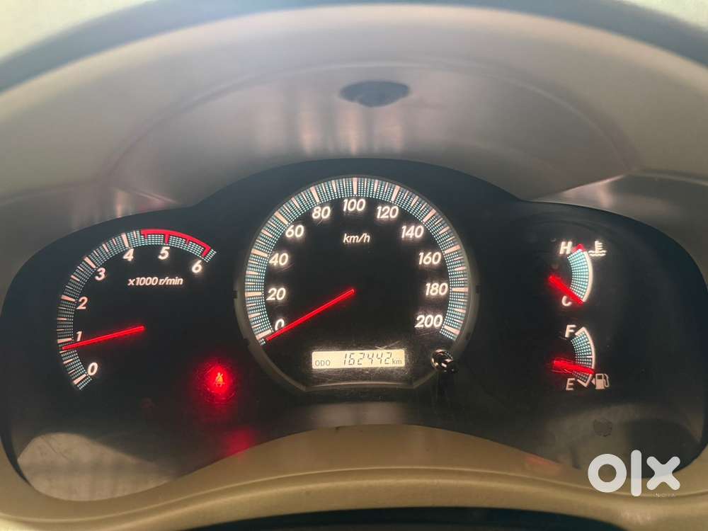 Toyota Innova Diesel 2014