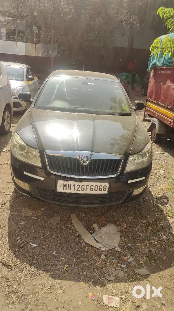 Skoda Laura 2012 Diesel 100000 Km Driven