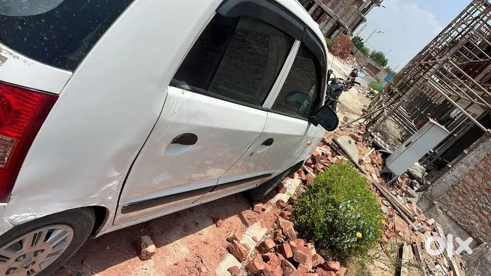 Hyundai Santro Magna Cng 2013