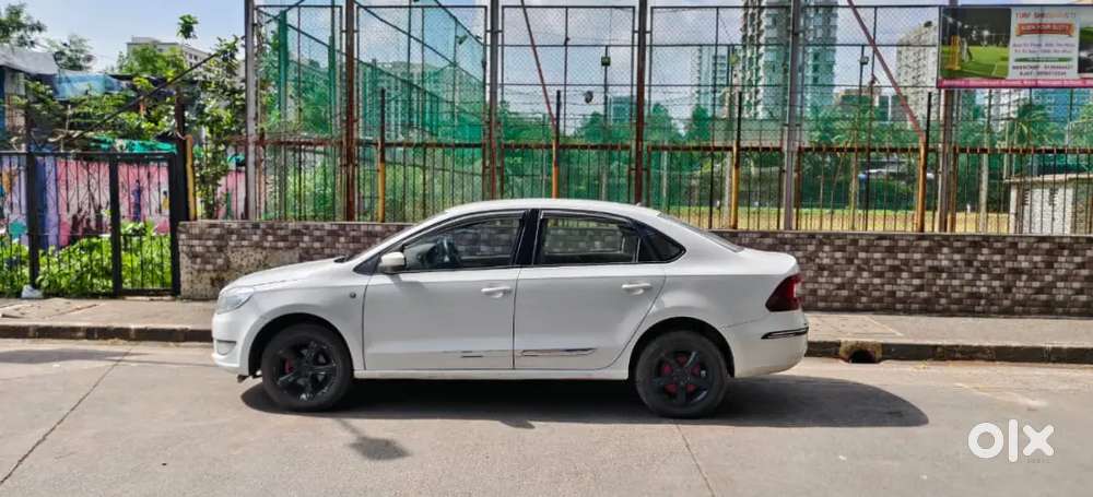 Skoda Rapid 1.6 Elegance 2014