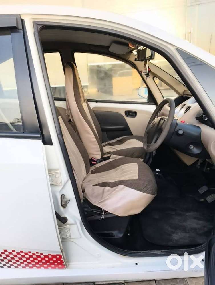 Tata Nano Xe, 2012, Petrol