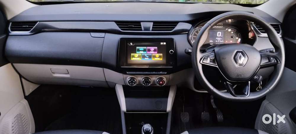 Renault Triber Rxt, 2023, Petrol