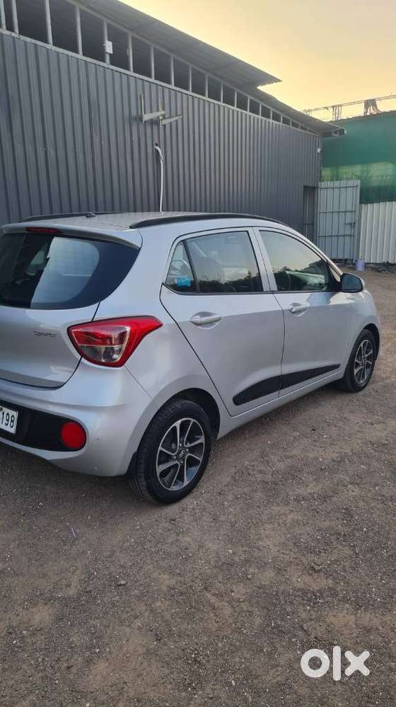 Hyundai Grand I10 Sportz (o) 1.2 At Vtvt, 2018, Petrol