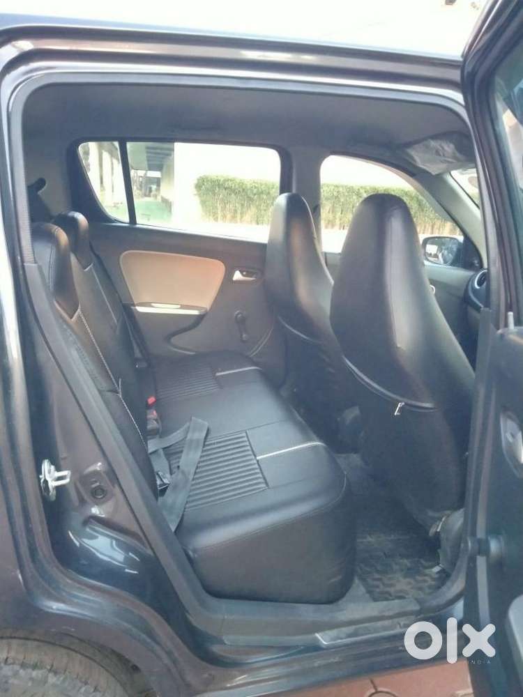 Maruti Suzuki Alto K10 1.0 Vxi Amt, 2017, Petrol