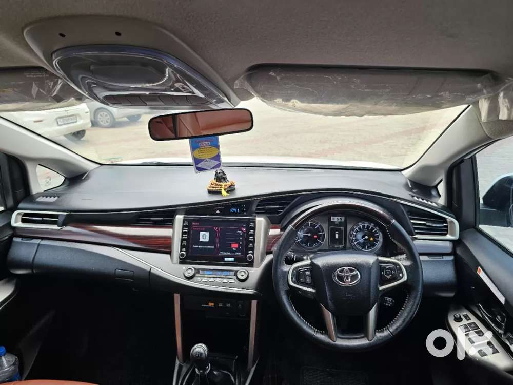 Toyota Innova Crysta [2020-ongoing] 2.4 Vx 7 Str, 2022, Diesel