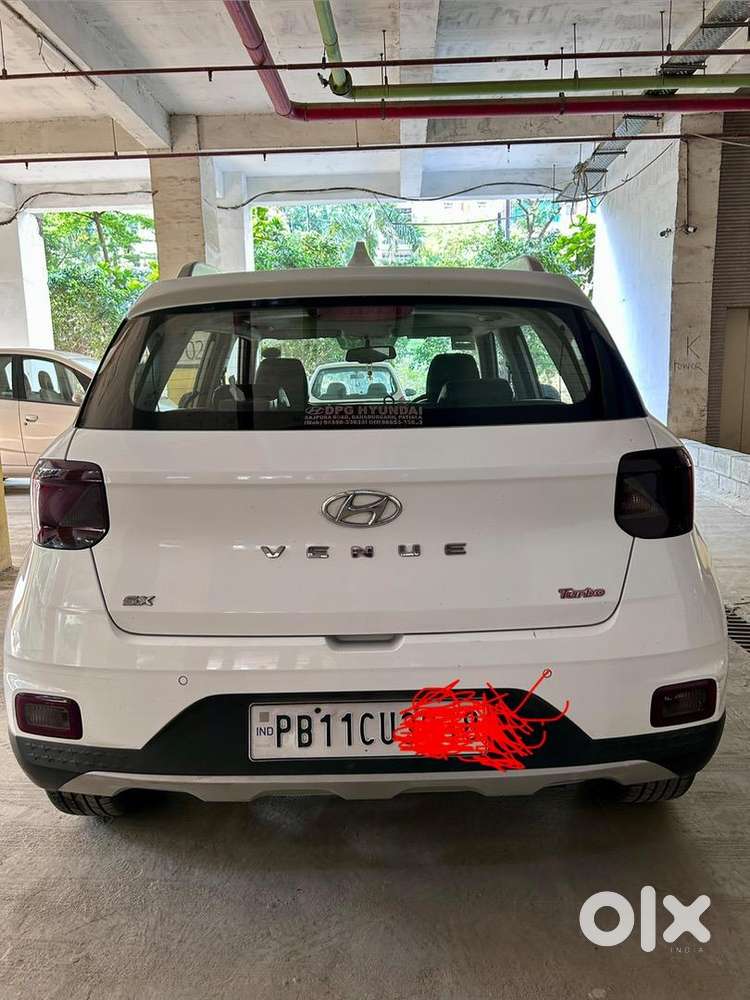 Hyundai Venue 2019 Petrol Well Maintained