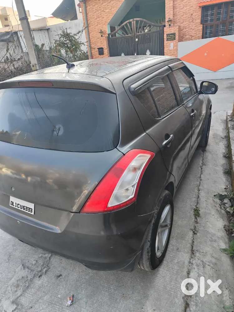 Maruti Suzuki Swift Lxi 2016