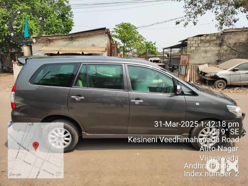 Toyota Innova 2012 Car
